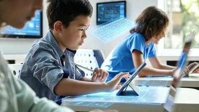 Tutor Luna: how an under-15-person team built an AI spoken-English "system course"